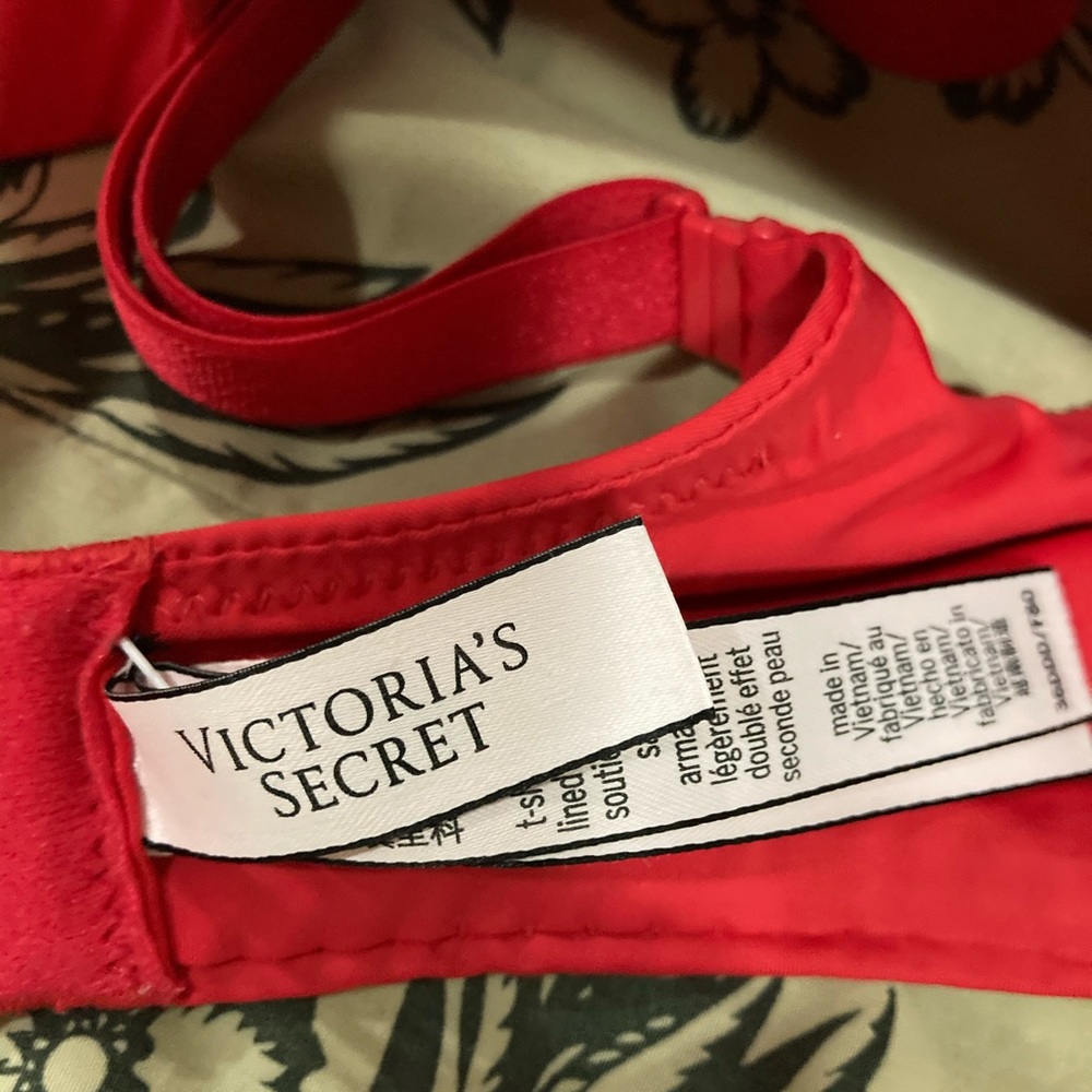 Bra - Picture 2 of 3